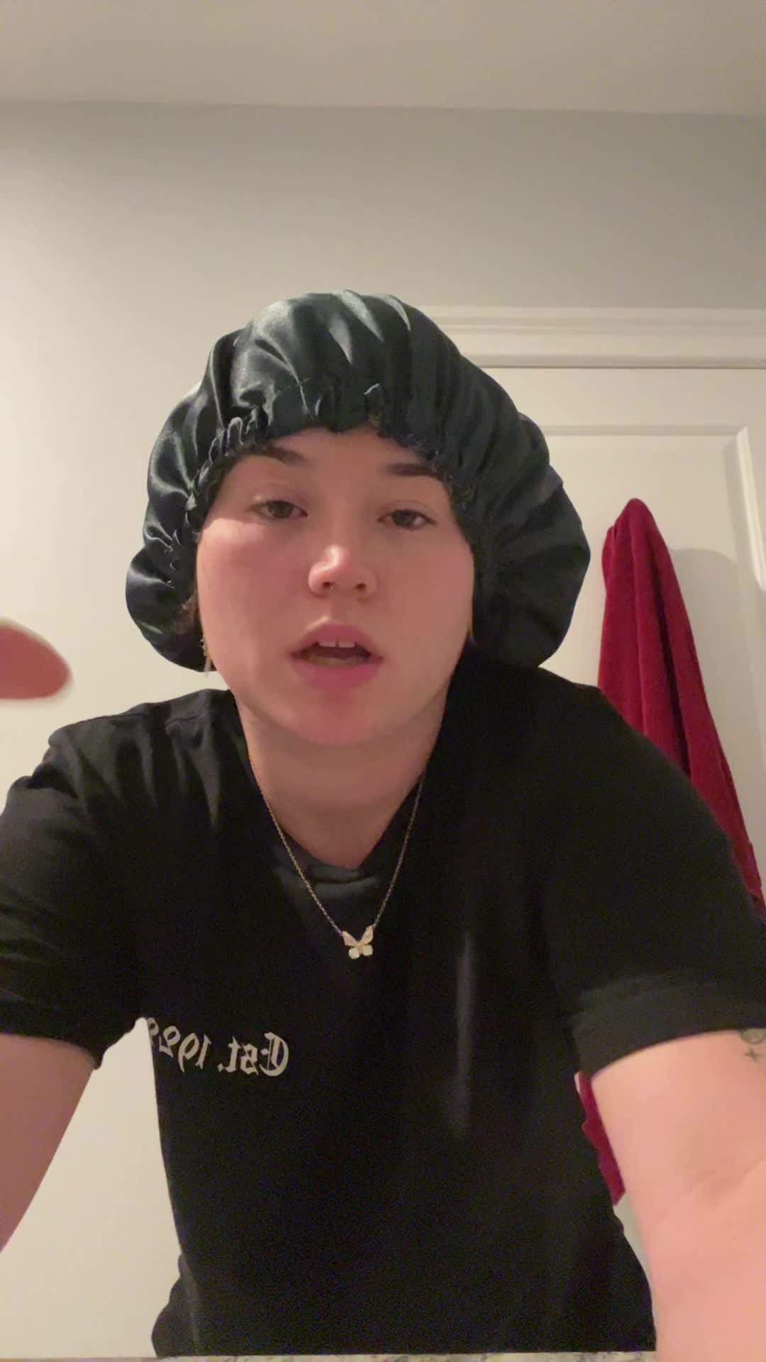 @raeeeeegan