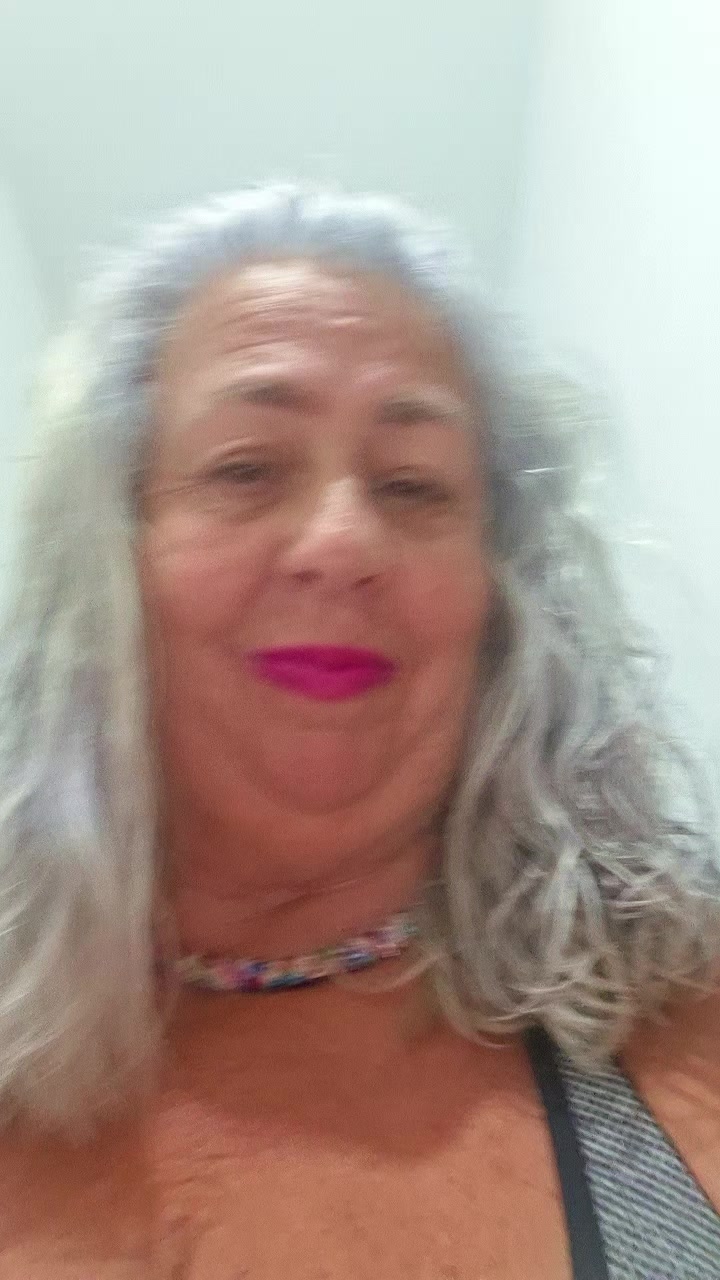 @regianebombonzinh