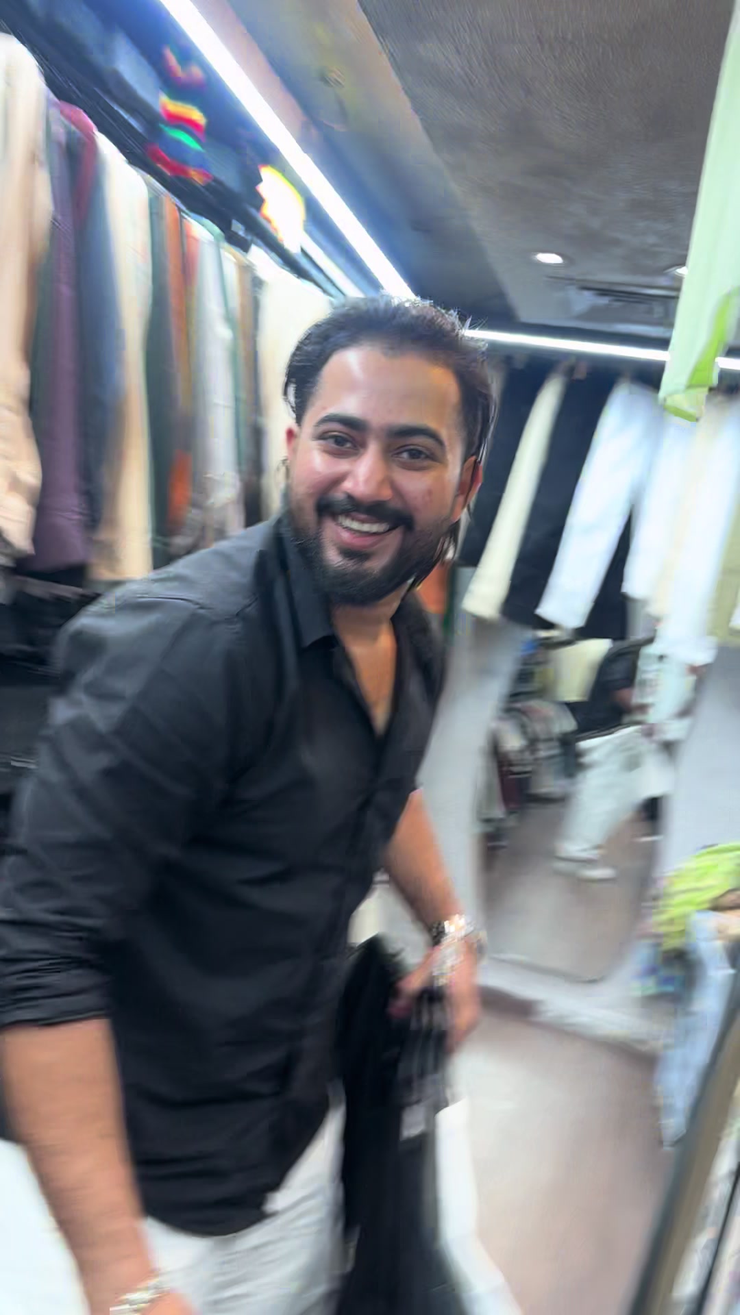 @AG HUB GARMENTS