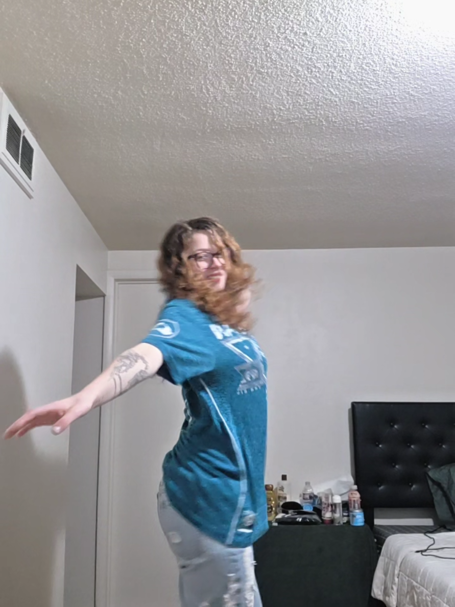 @Queen._.bee
