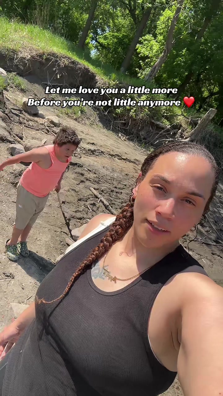@ayesmith_🇹🇹🇺🇸