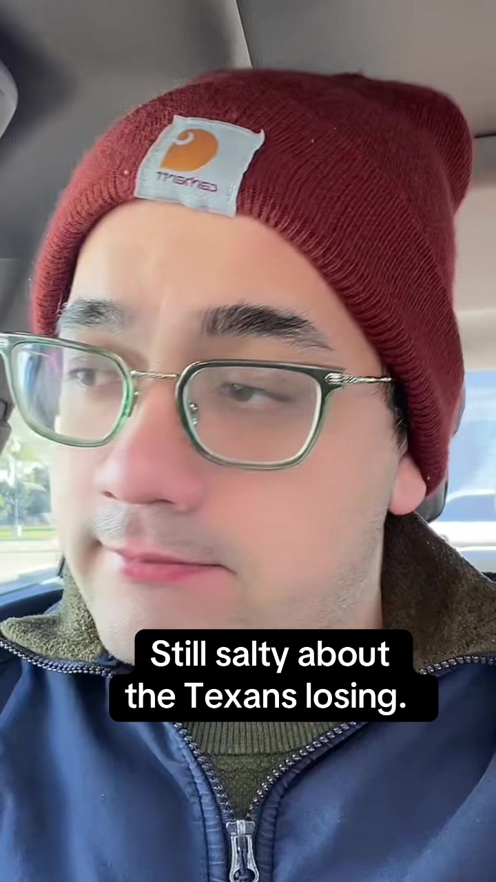 @paulknowsball_