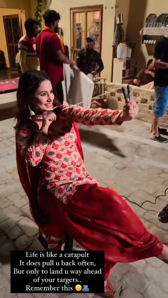 @Hina Khan 💎