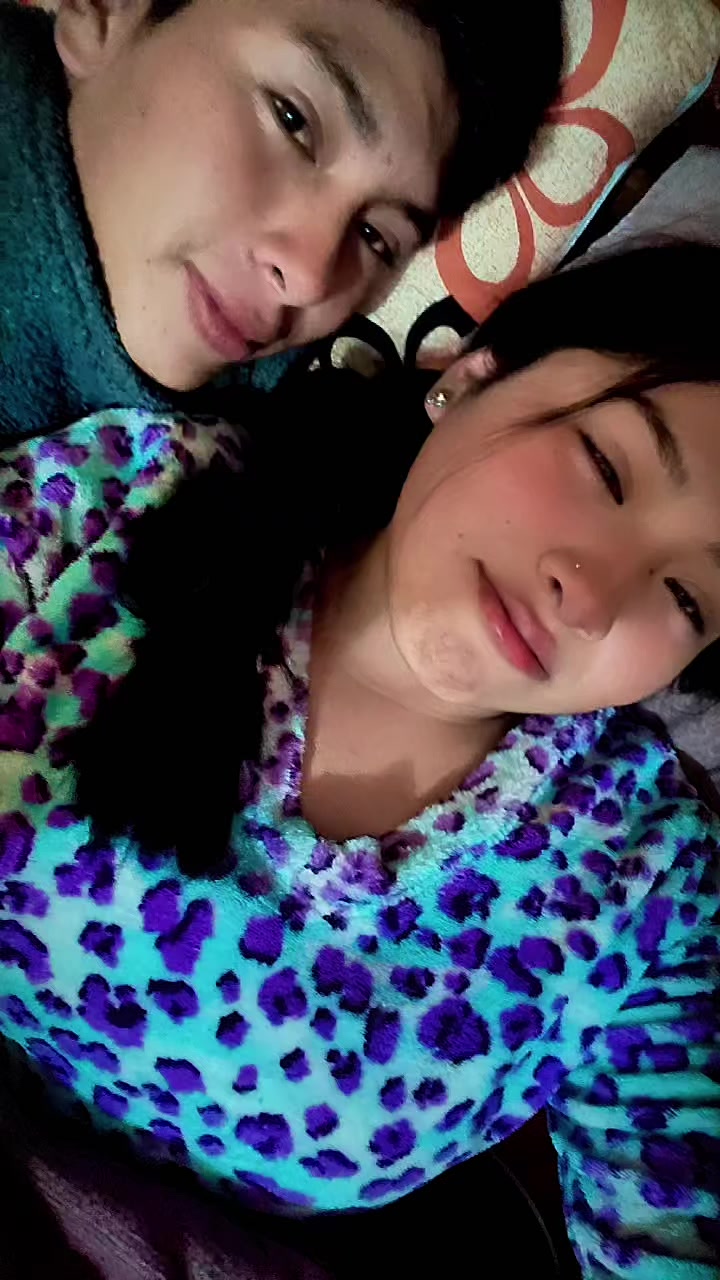 @LIZZ🥭