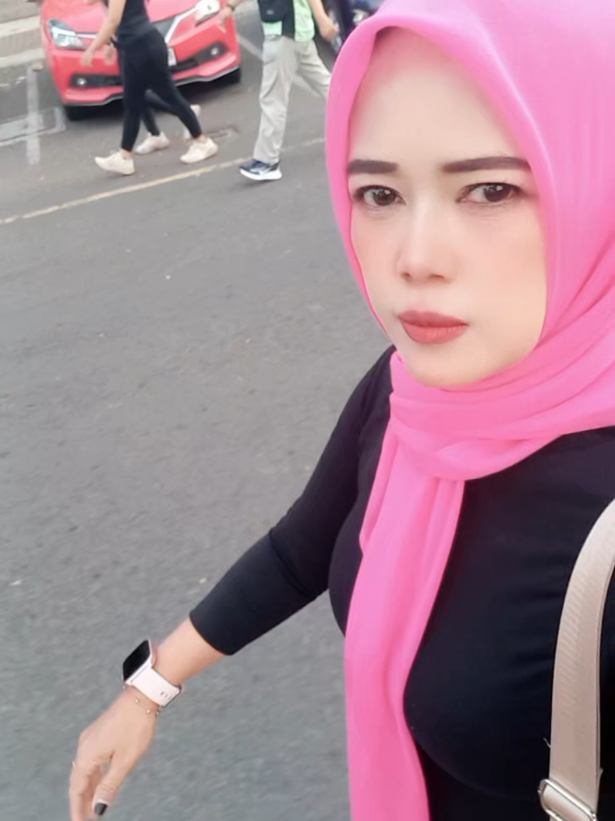 @🥰 Tth Nabill 🥰