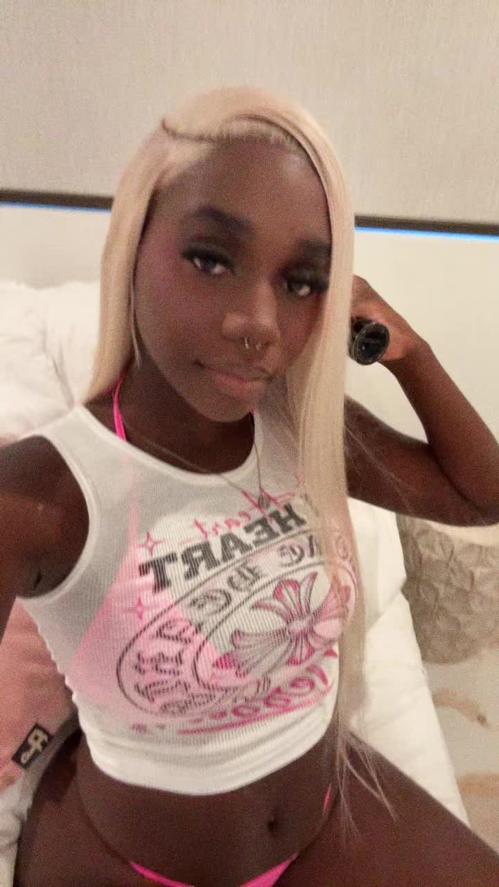 @Mercedesdiorrr