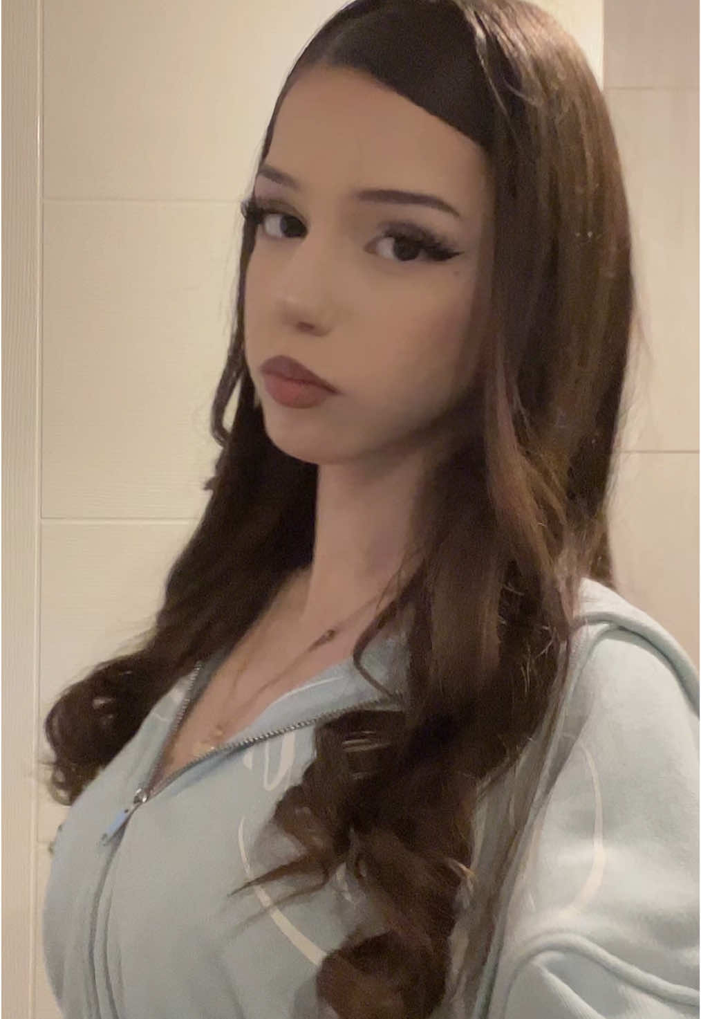 @𝓔𝓴𝓲𝓷