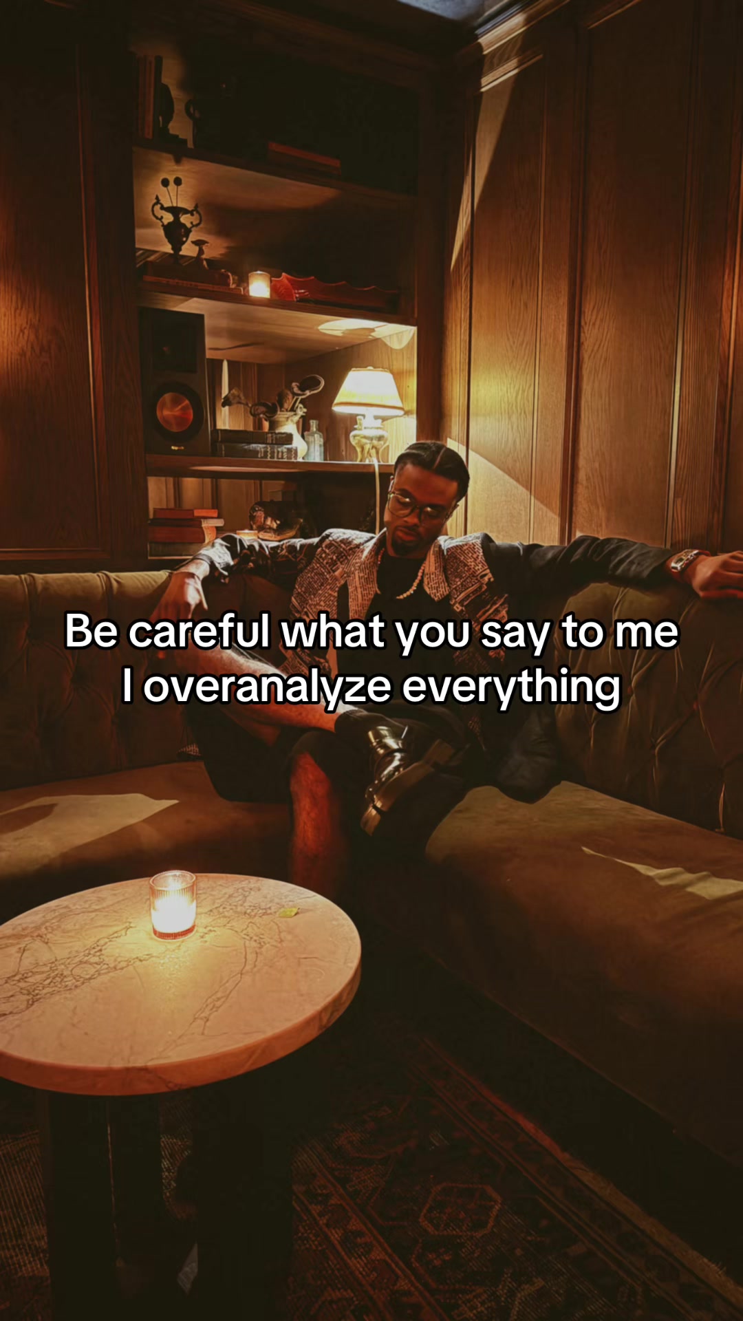 @É.T.