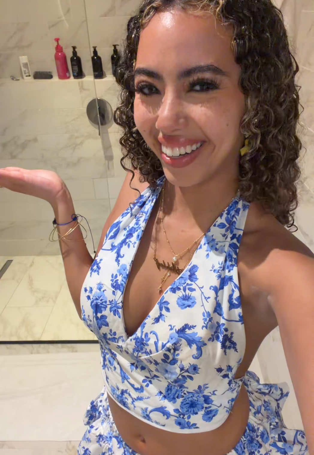 @asheliz