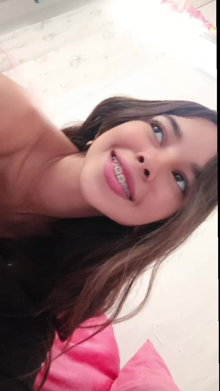 @🤍🖤yeysy carriel 🖤🤍