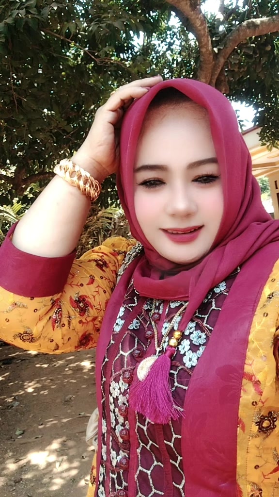 @putri. salju