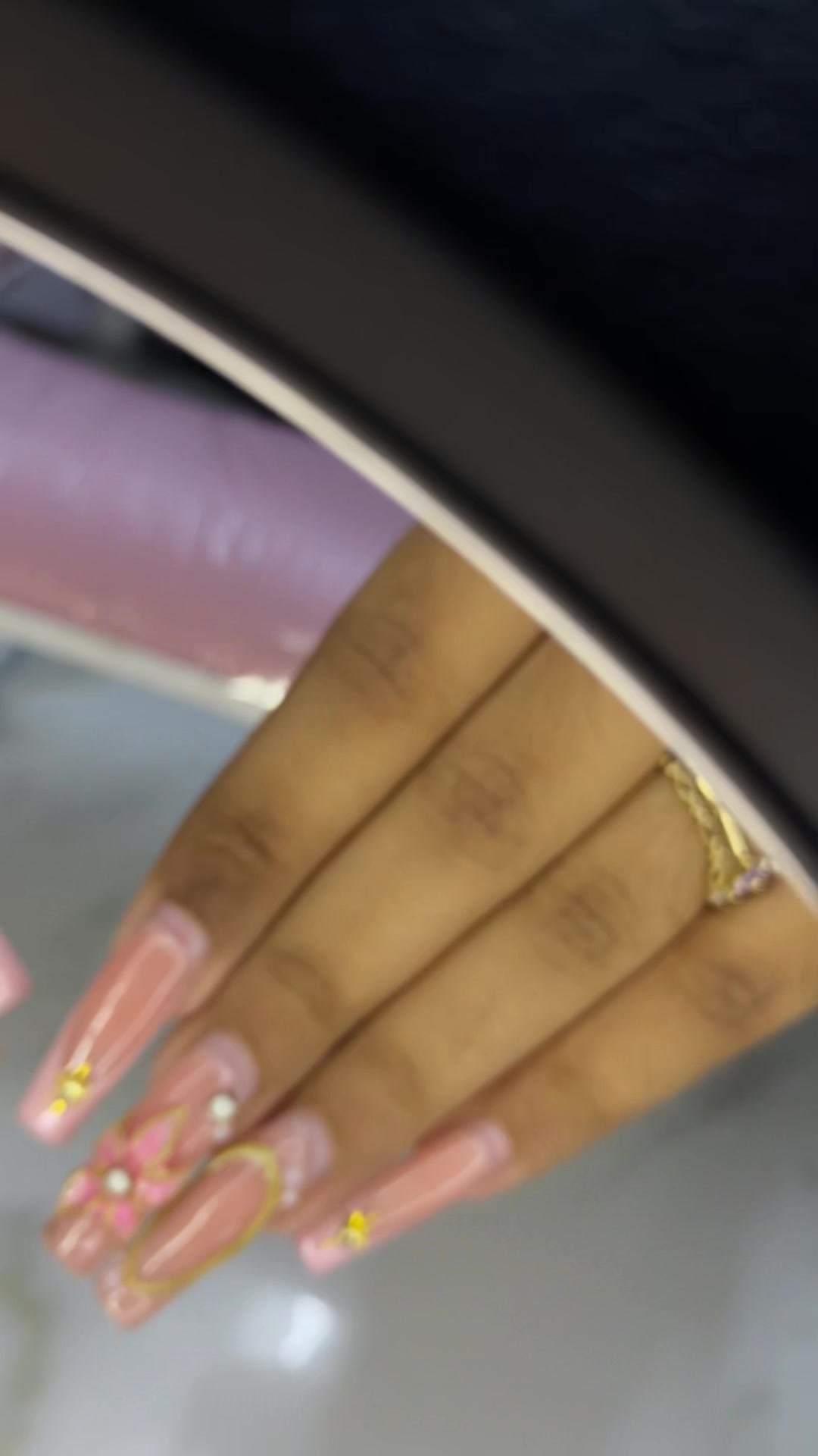 @minta_nails_