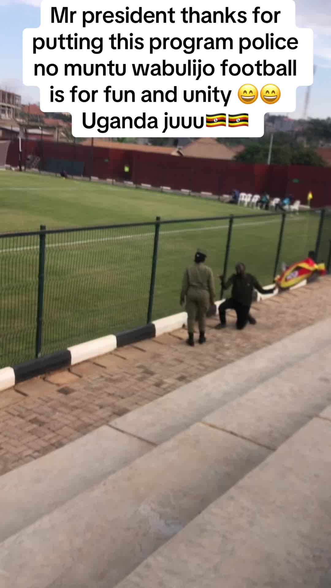 @Charles 🇺🇬🇬🇧