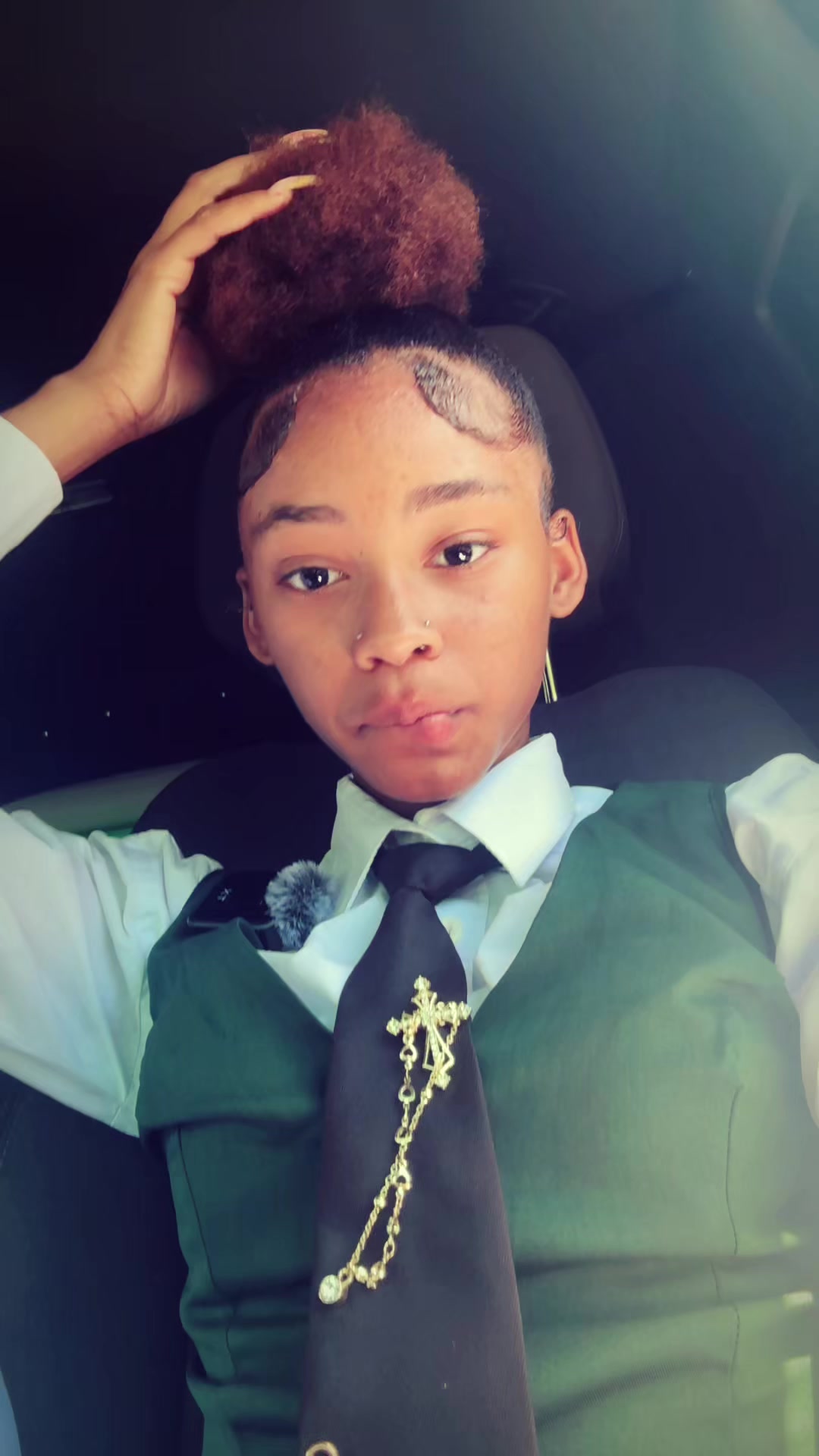 @𝓩𝖔𝖒𝖇𝖎𝖊🧟♀️
