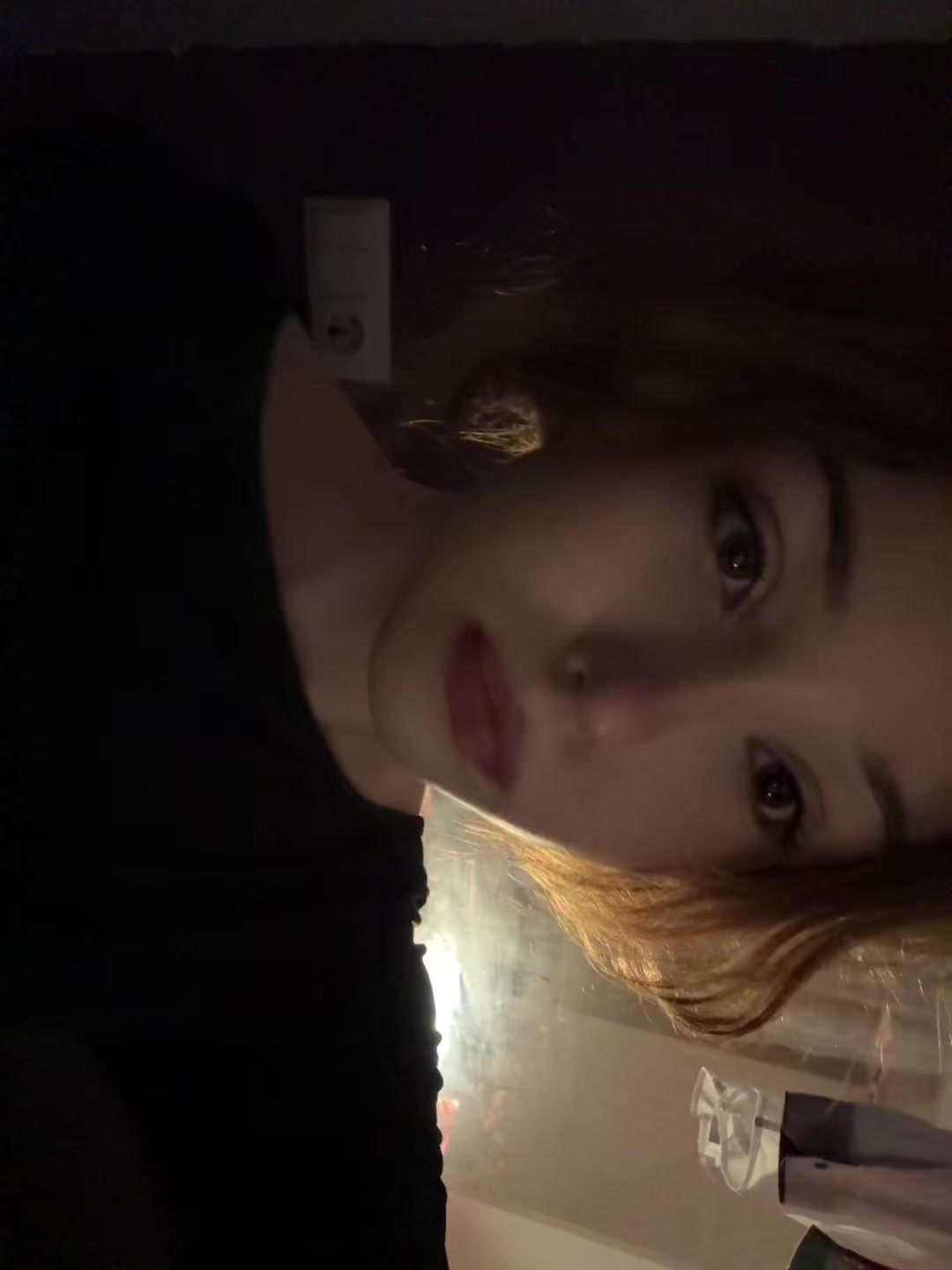 @👅