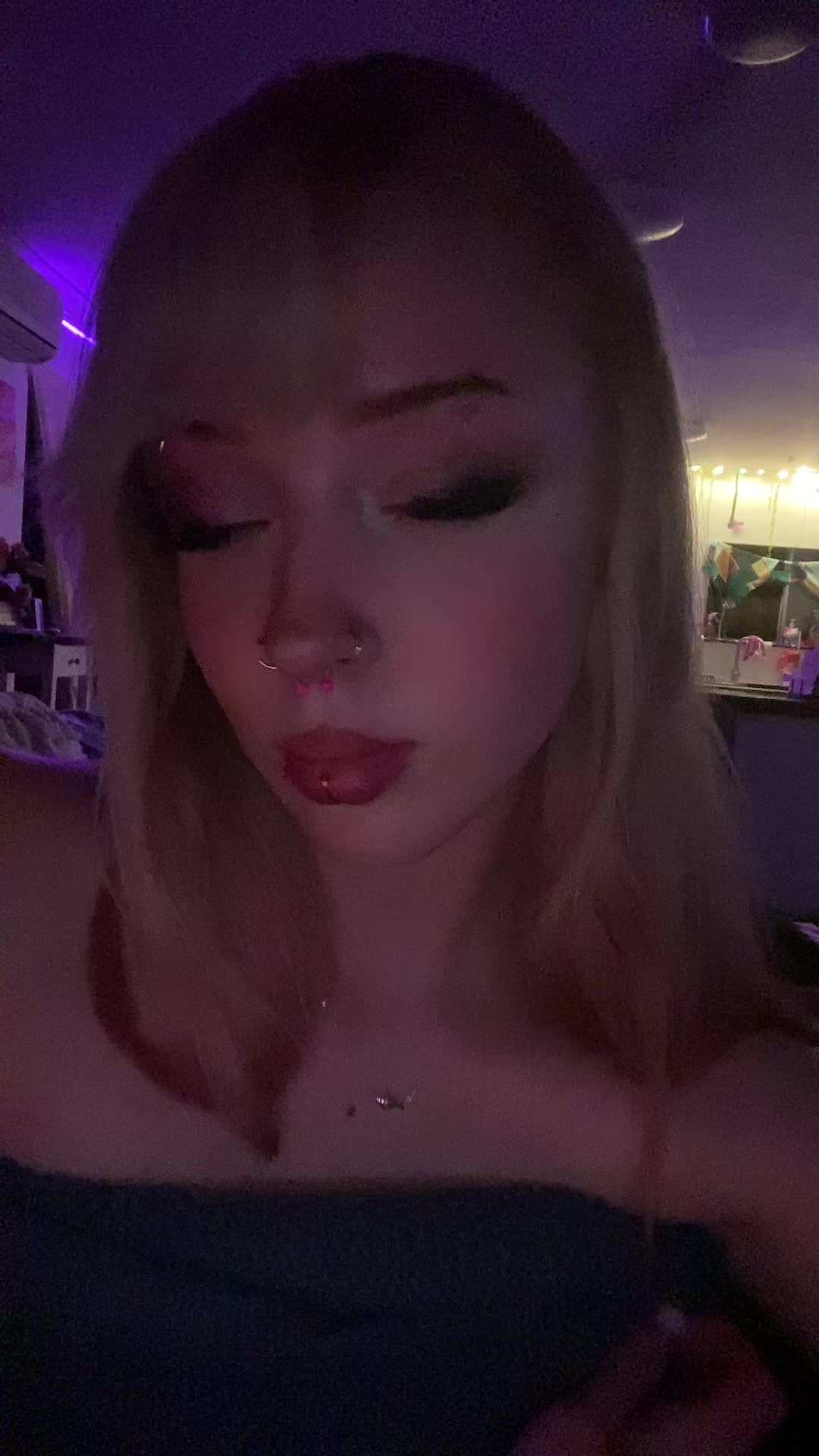 @Poopy