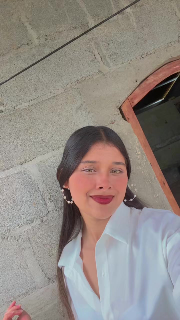 @Nallely🍒