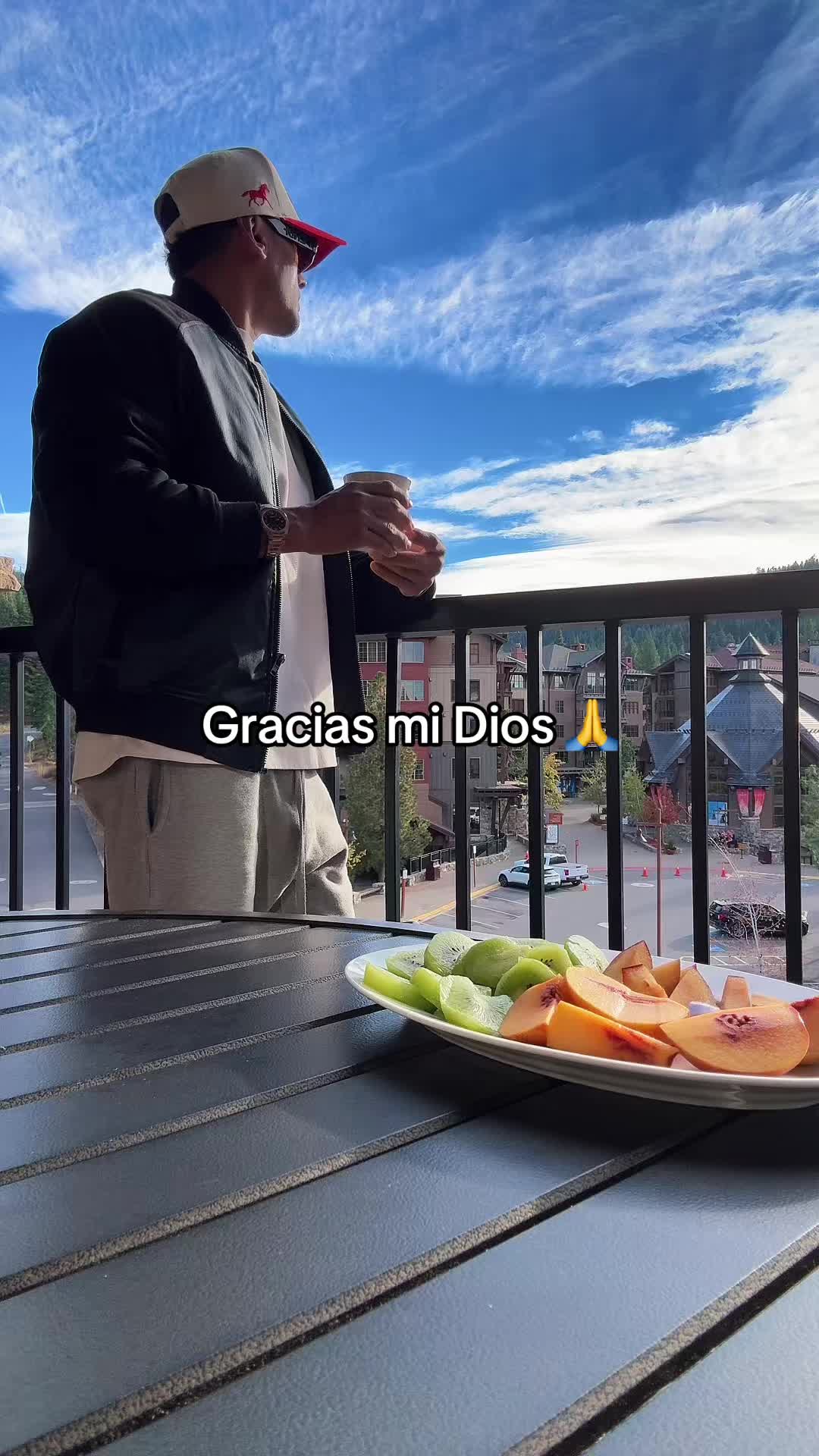 @Nekomejia