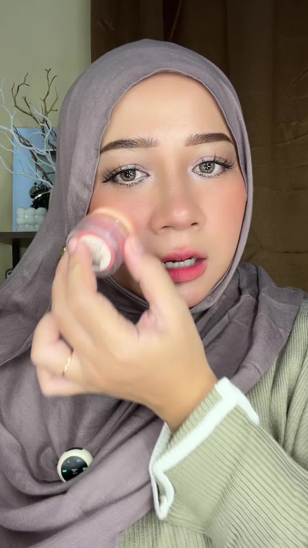 @Anis Yunia Akbar (AYA)