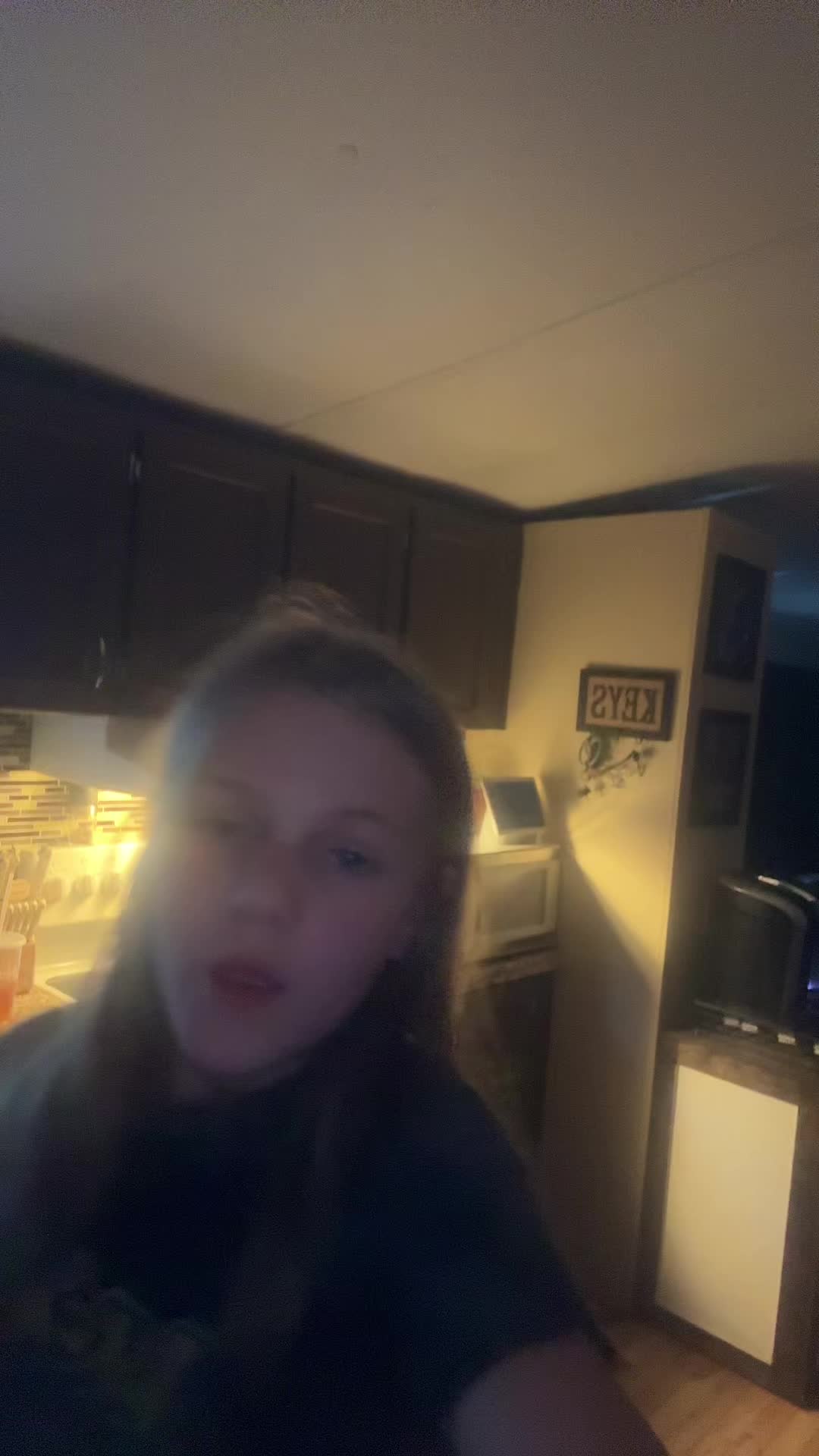 @Arialoves1942$