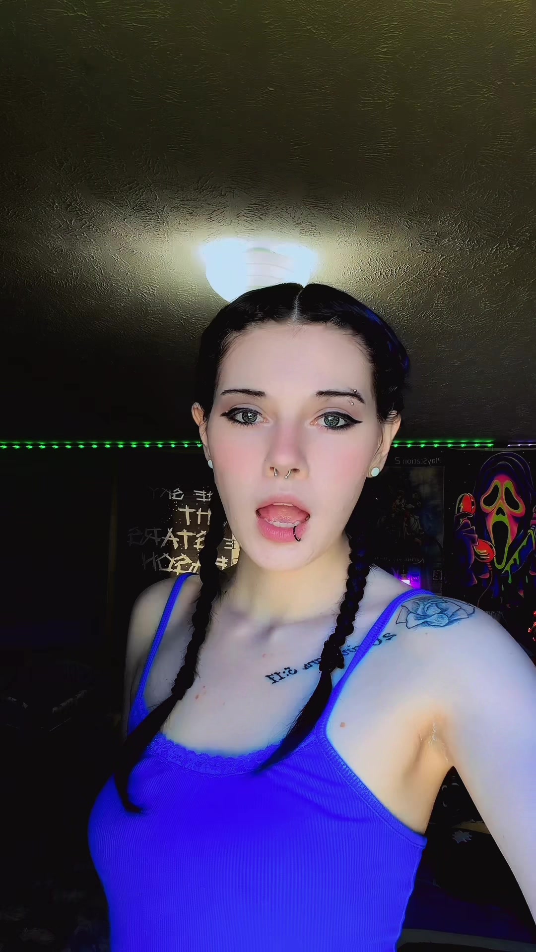 @itsIzzywhatever