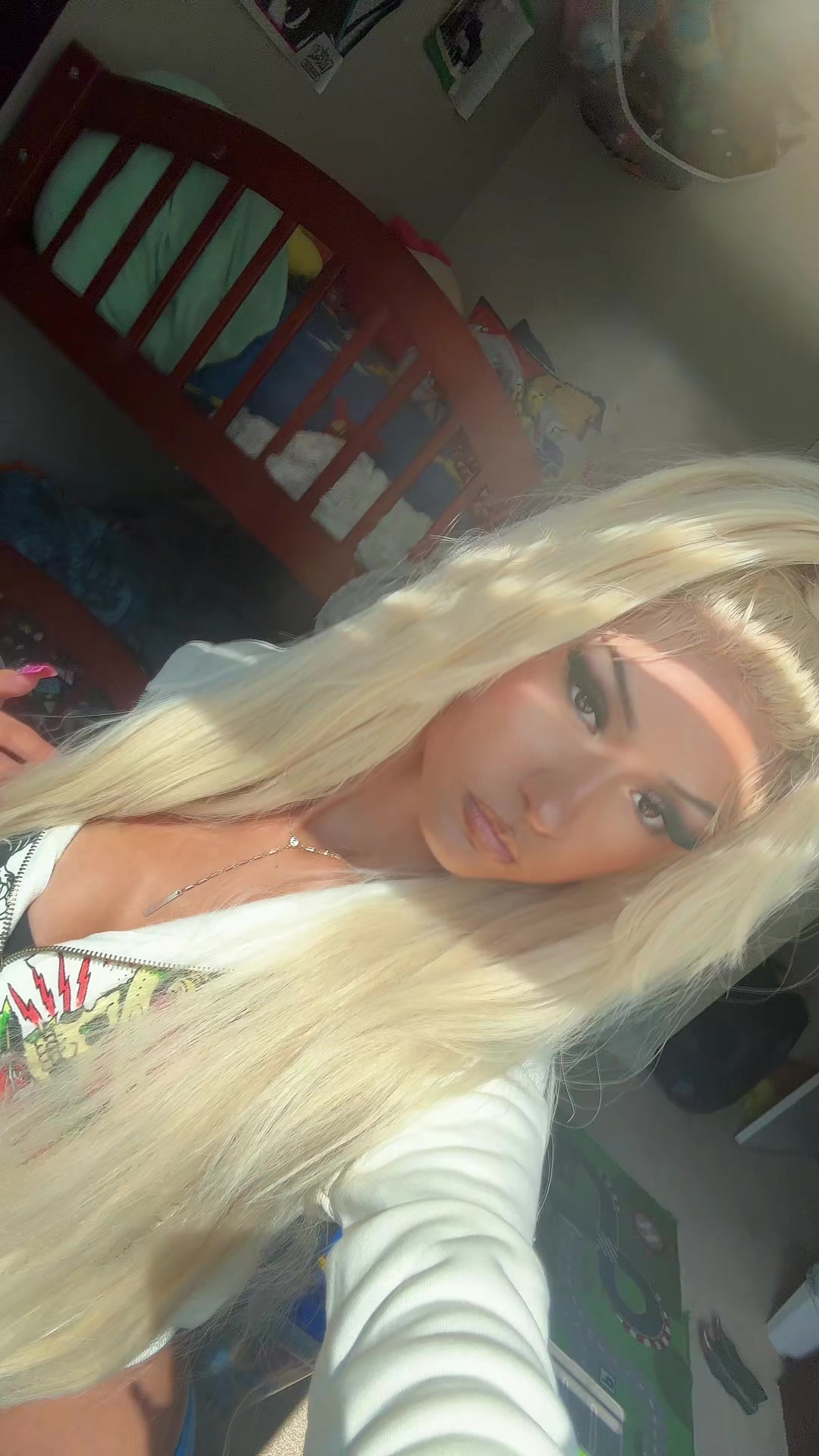 @👸🏼