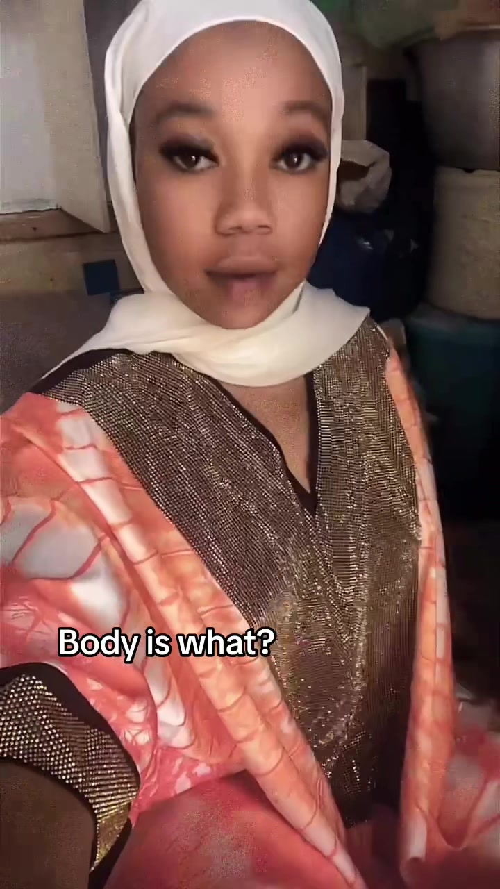 @๐
๐ซง
