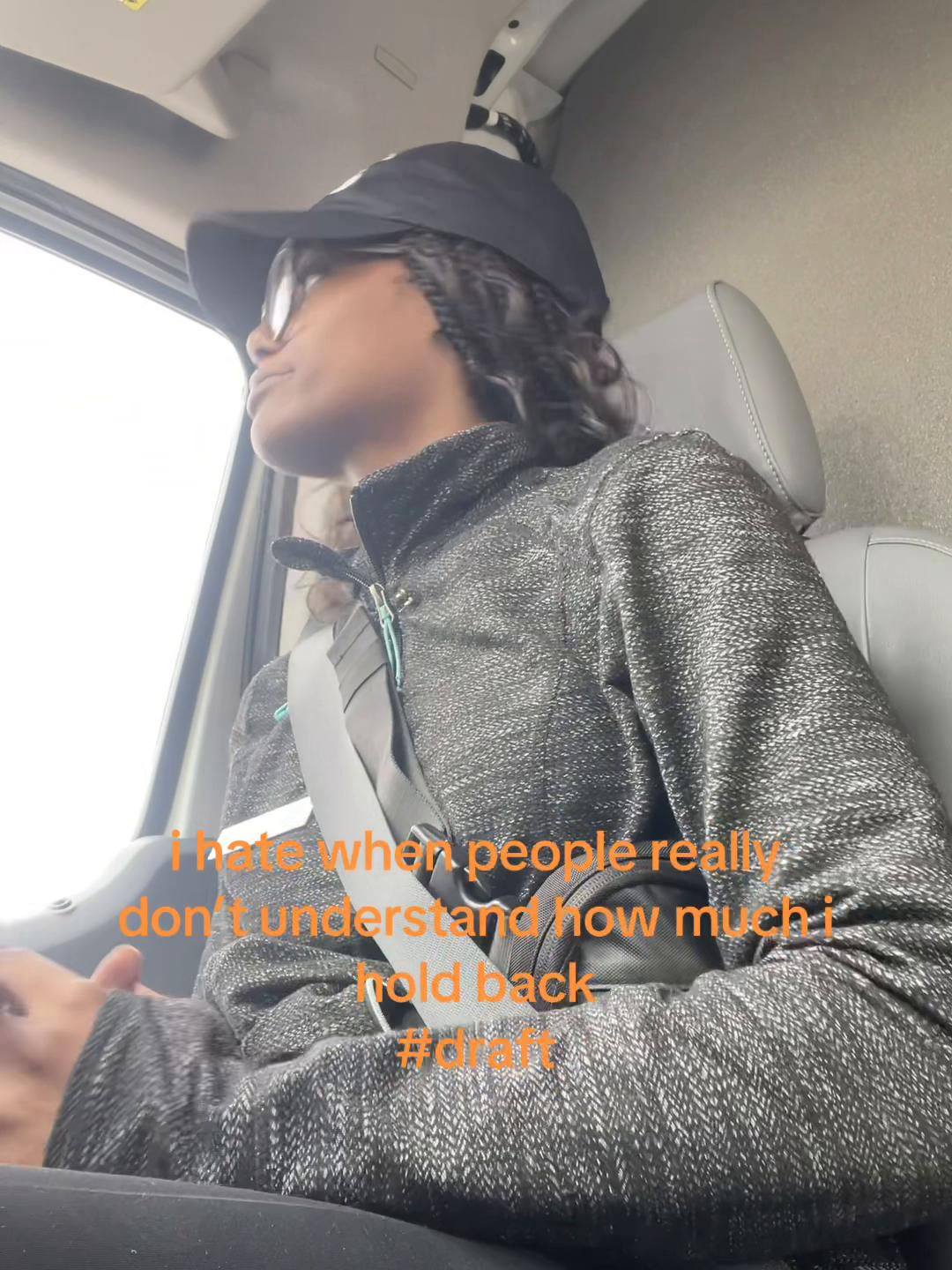 @quewchii