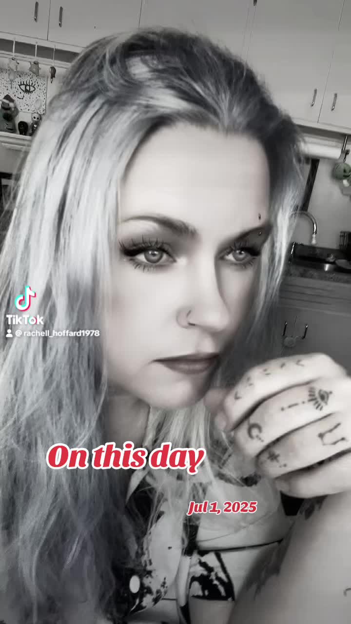 @Rachell Hoffard 🖤🩶🧿🪬🩶🖤