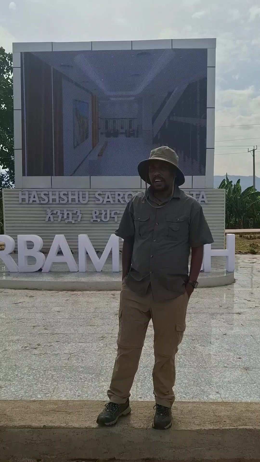 @ተጓዡ ጋዜጠኛ Henoke Seyuome