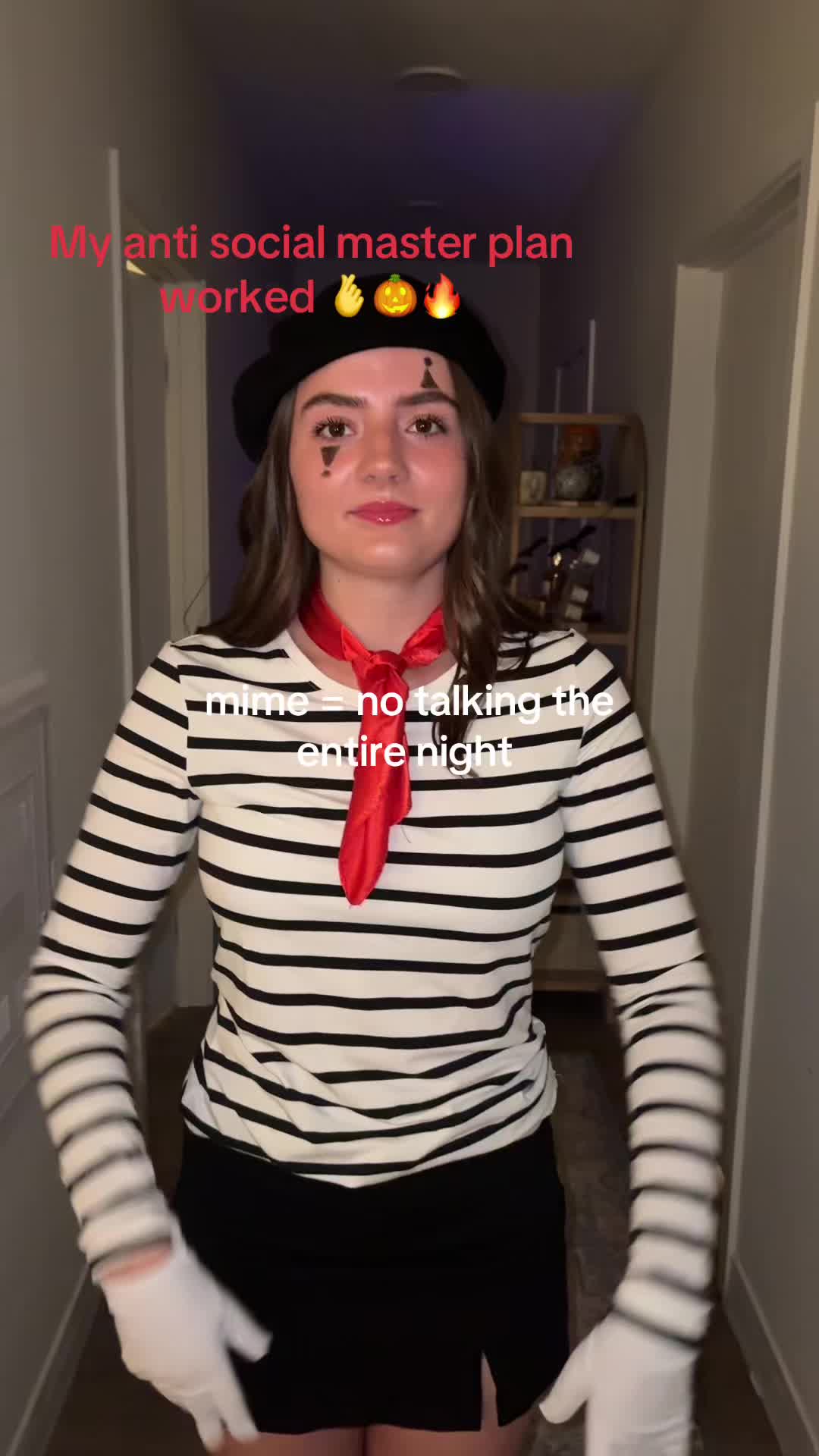 @caitlinncarmodyy