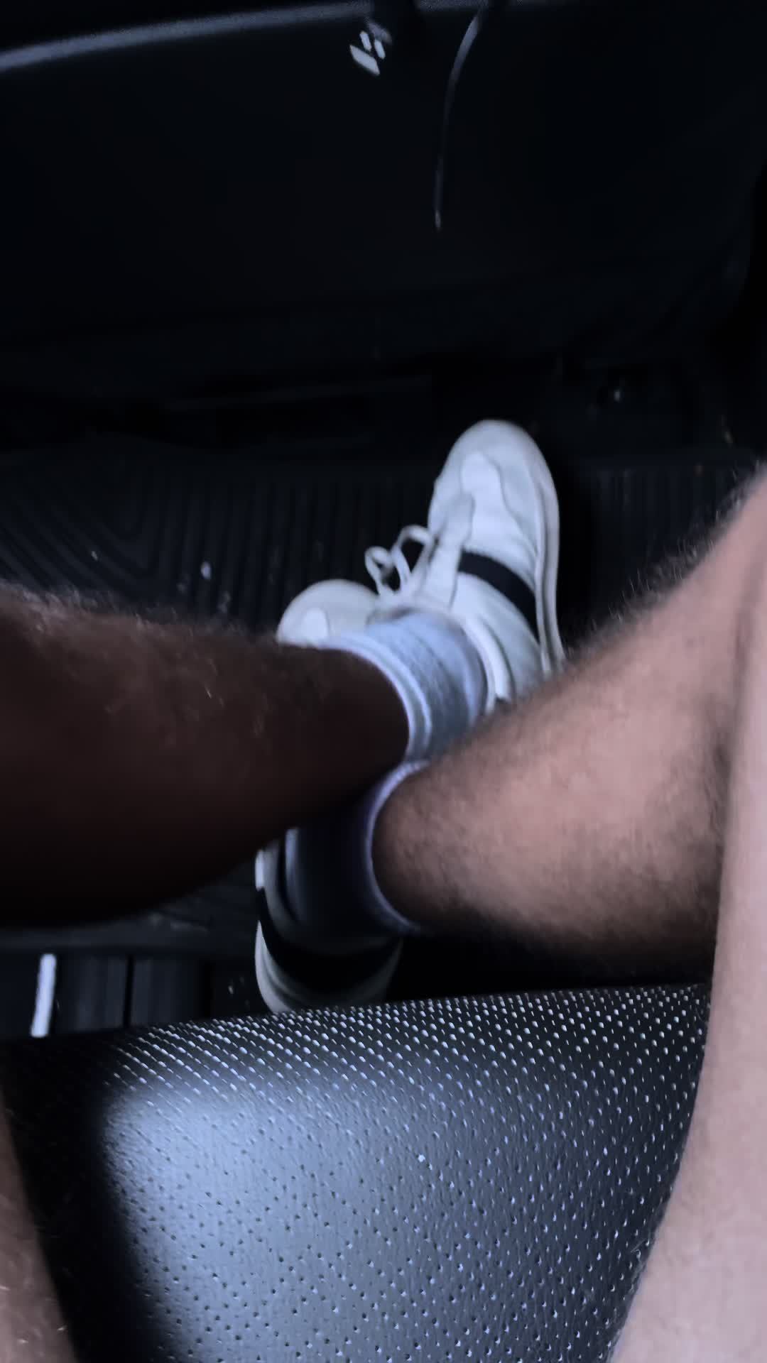 @️