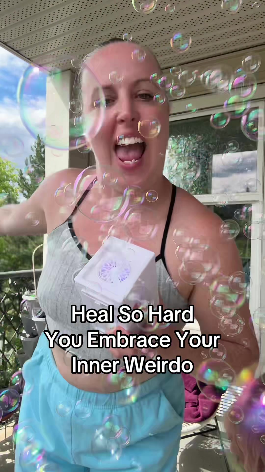 @Embracing Joys | Paige