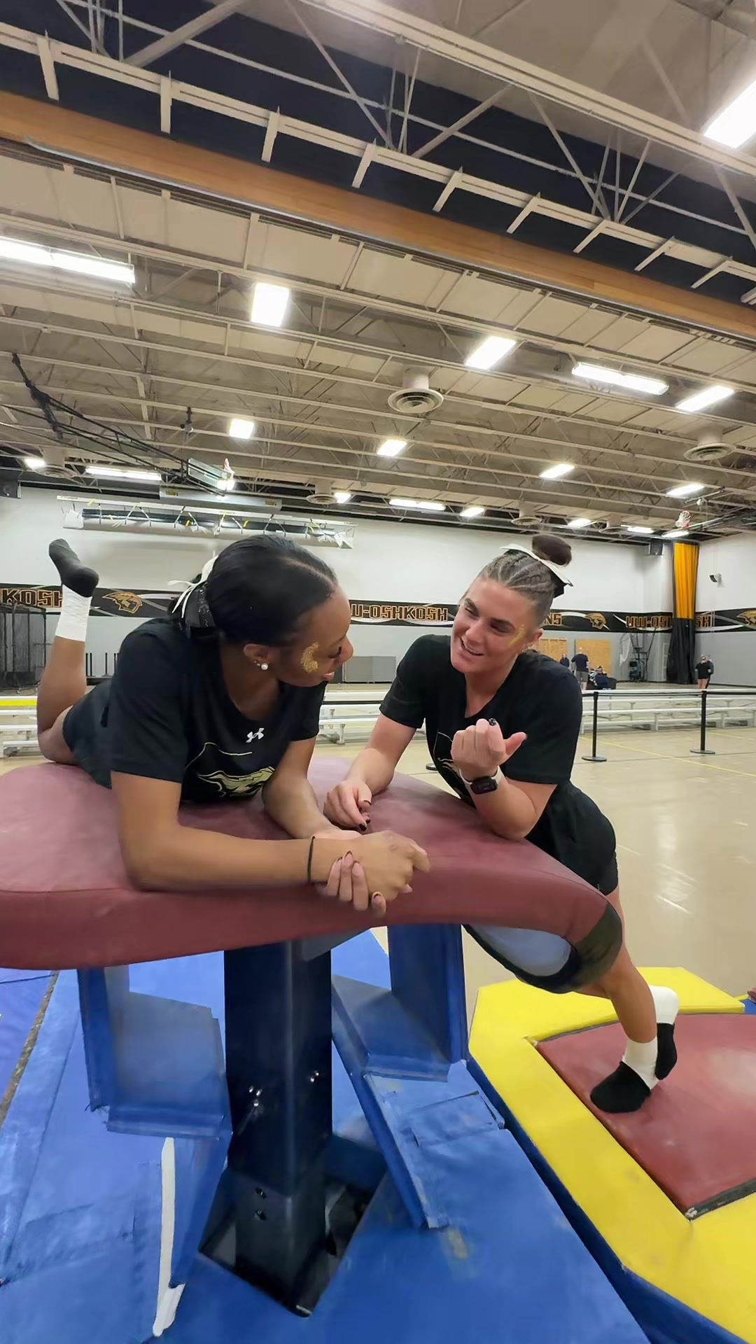 @uwogymnastics