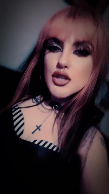 @🖤𝕷𝖎𝖓𝖉𝖘𝖊𝖞🖤
