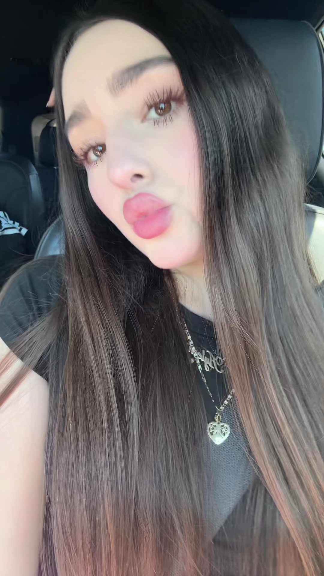 @ayleenleonn