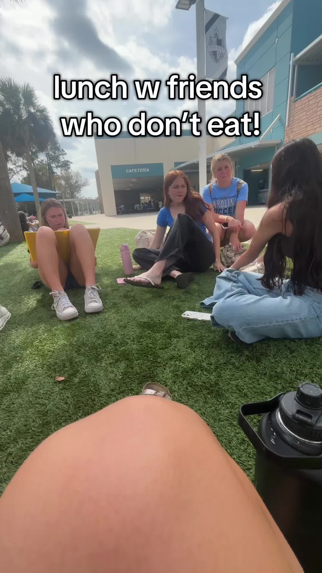 @Urfavunhinged
