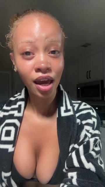 @playgiiirlkay