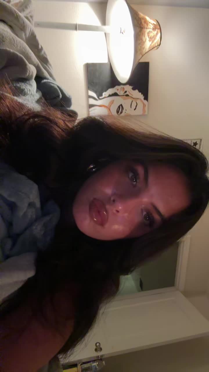 @chuckinupmadueces