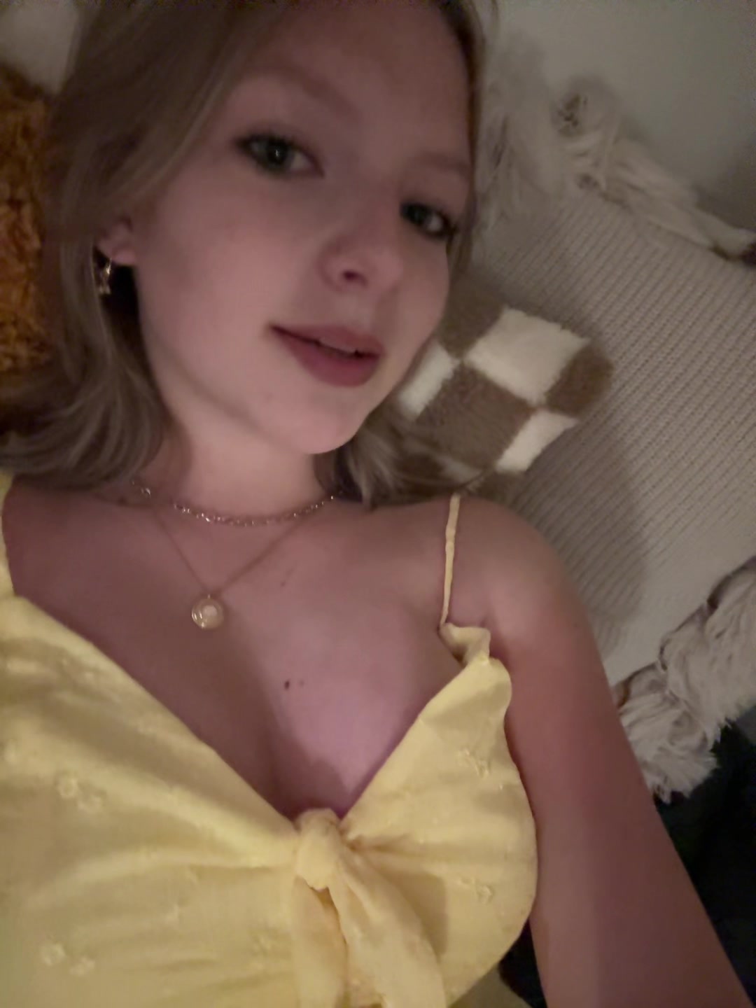 @Josslyn