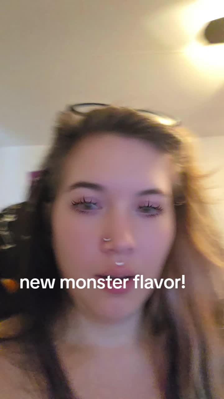 @Via👻👾🎮