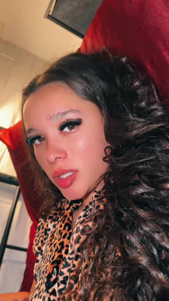 @Goddessgenesis_