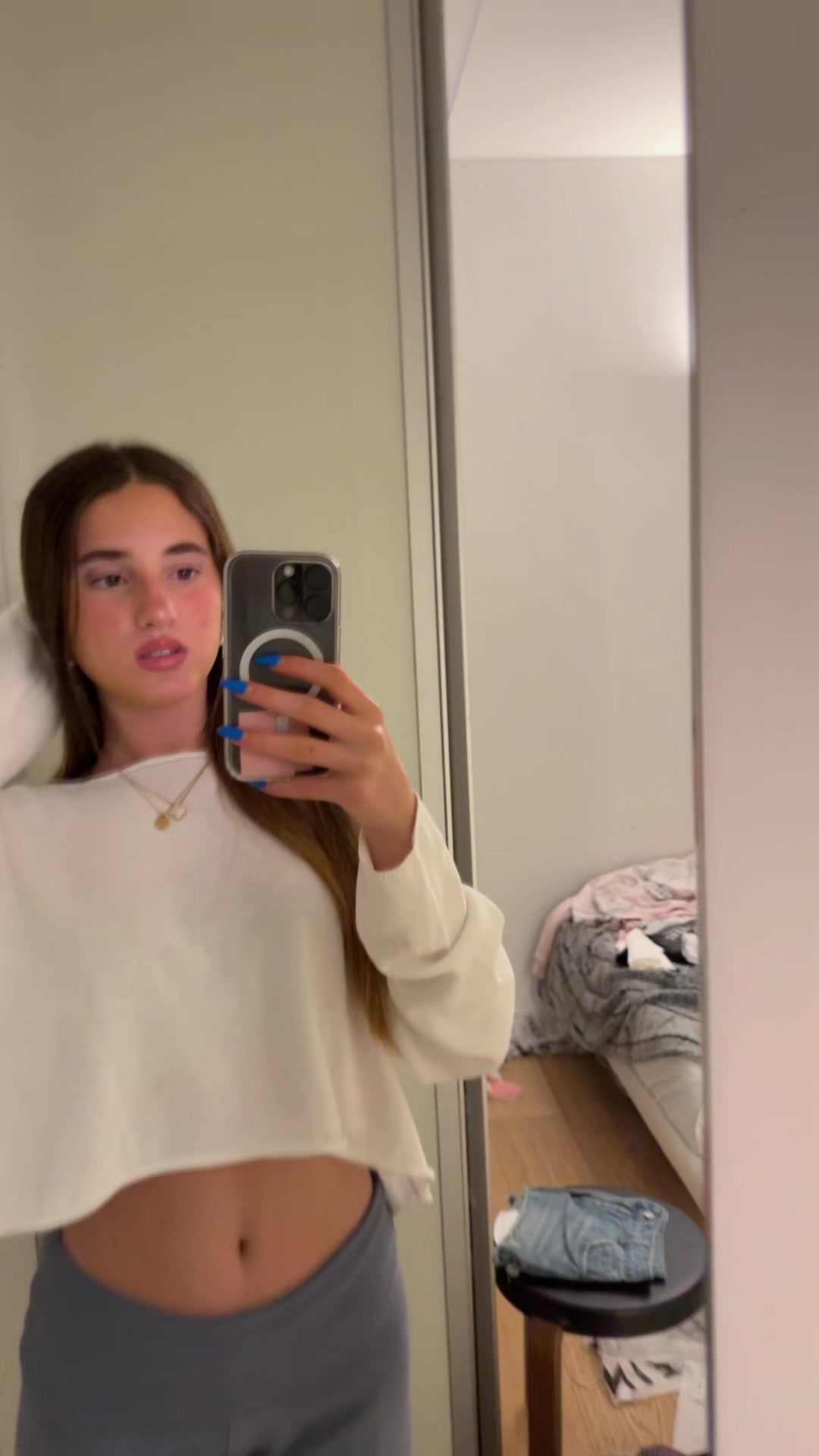 @Ellatirer