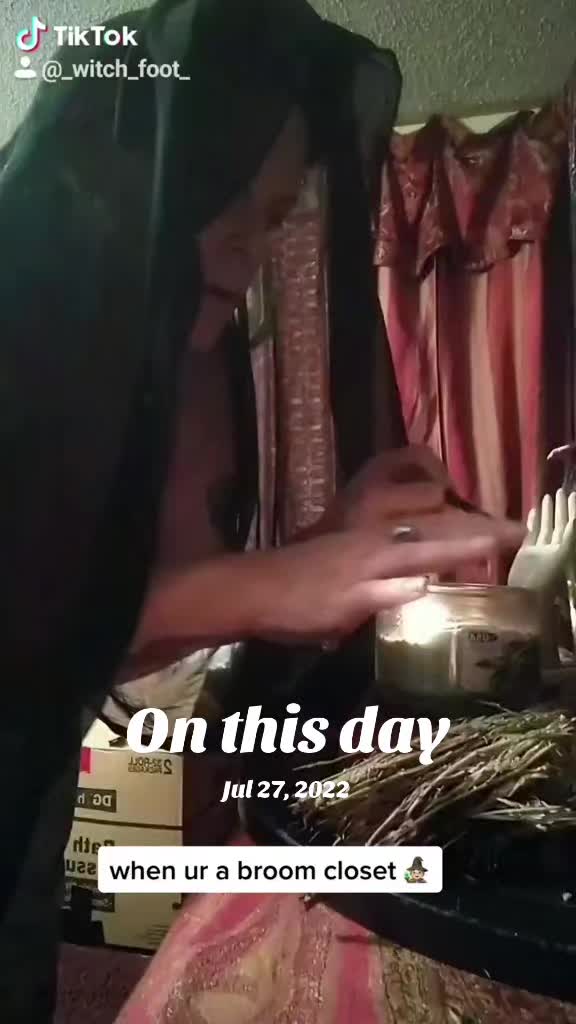 @witchfoot