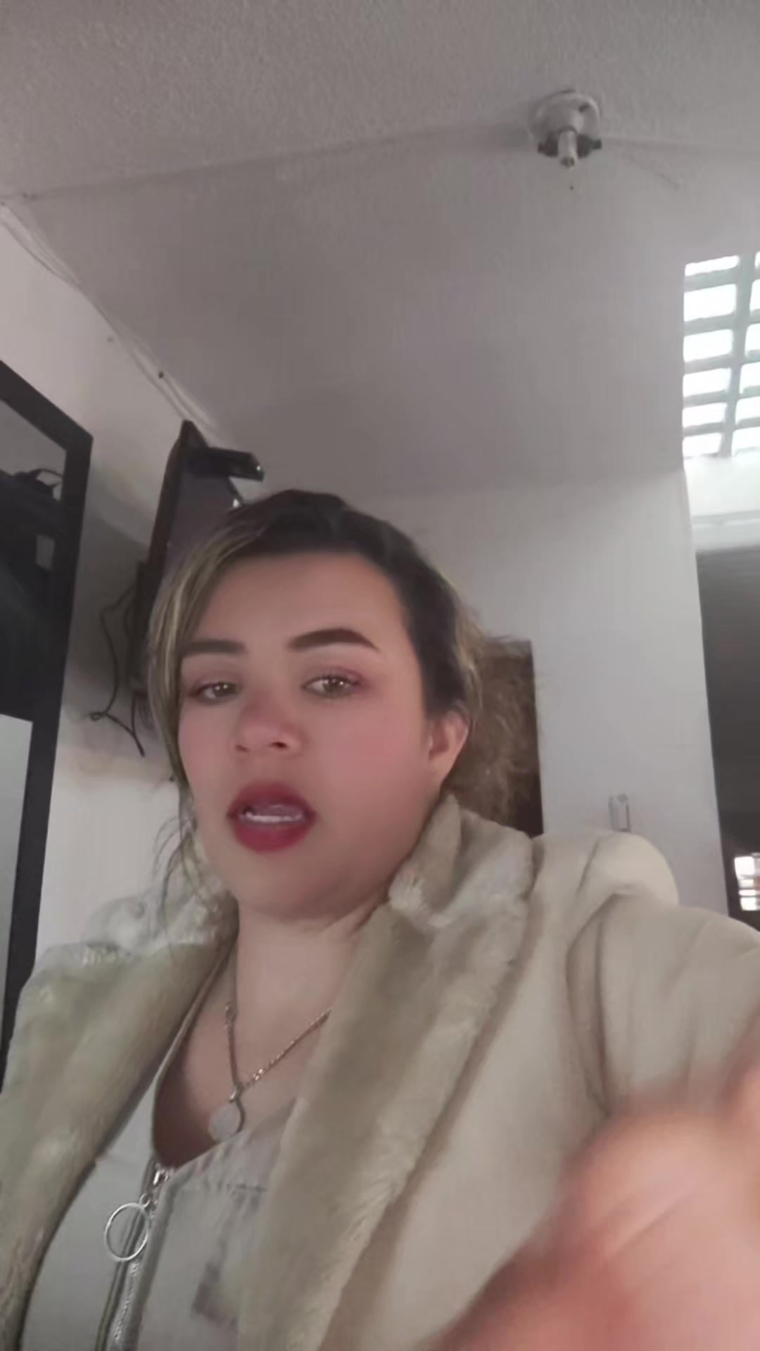@Angela