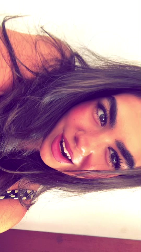 @Camiimunozd