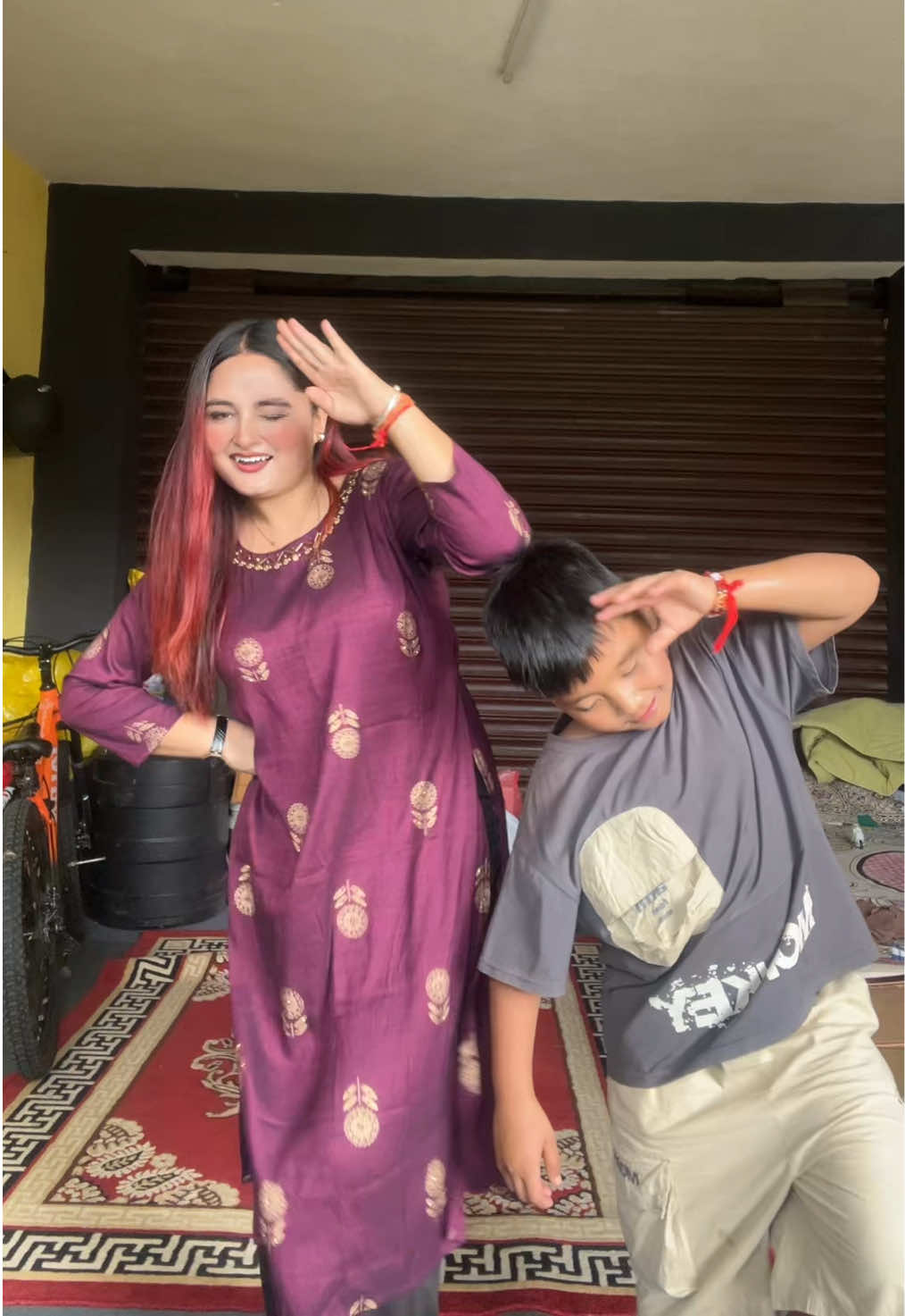 @Gudiya🖤