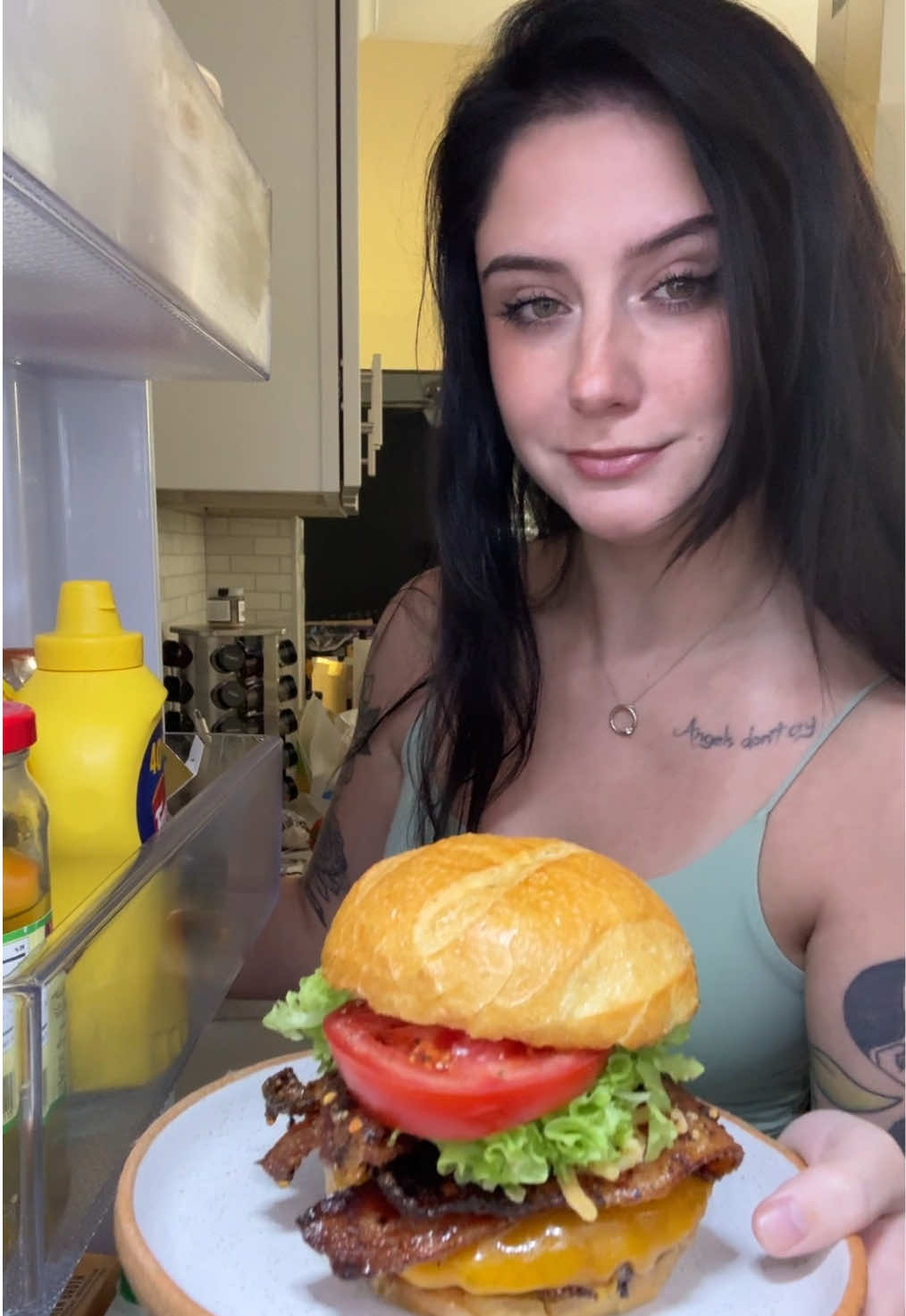@sandwichcutiecat