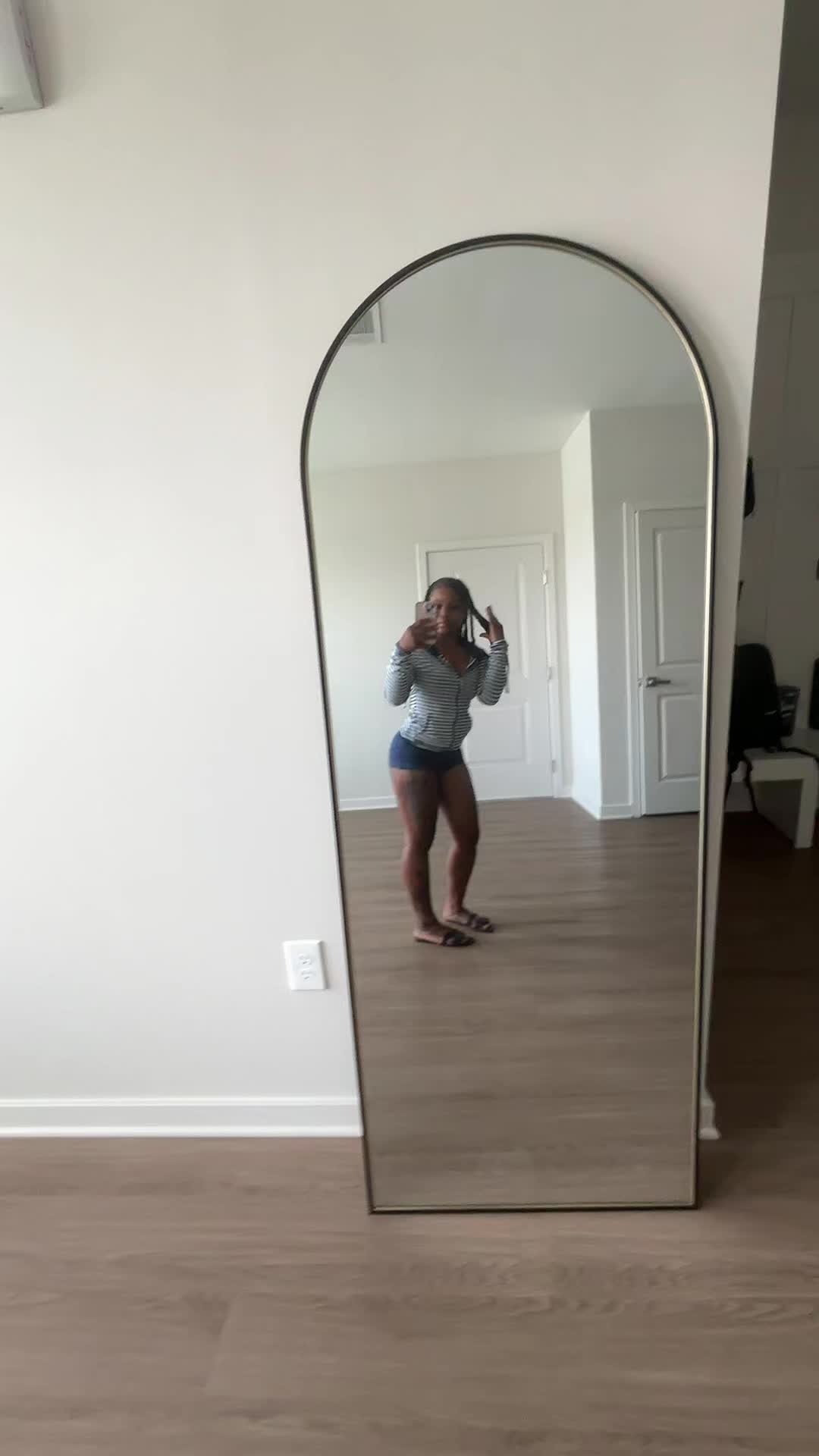 @Kaliyah