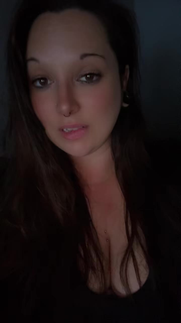 @SarahMarie